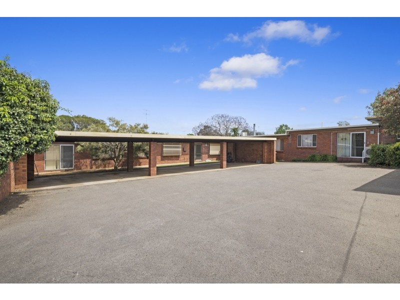 4 – 6/57 Cleary Street, Centenary Heights QLD 4350