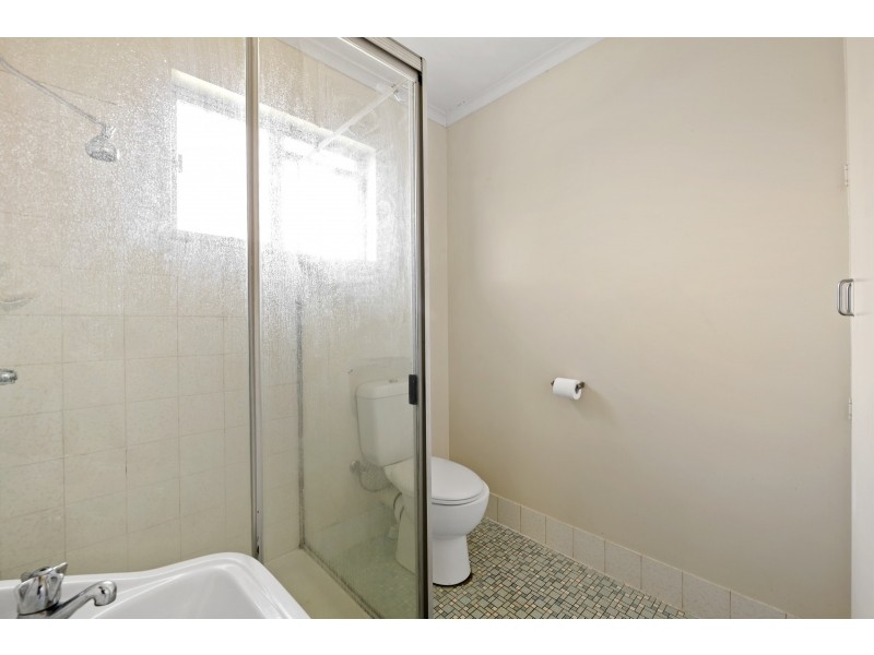 4 – 6/57 Cleary Street, Centenary Heights QLD 4350