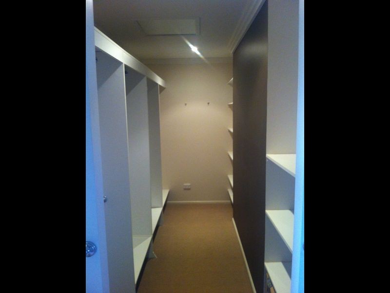 1 Vanham Close, Middle Ridge QLD 4350