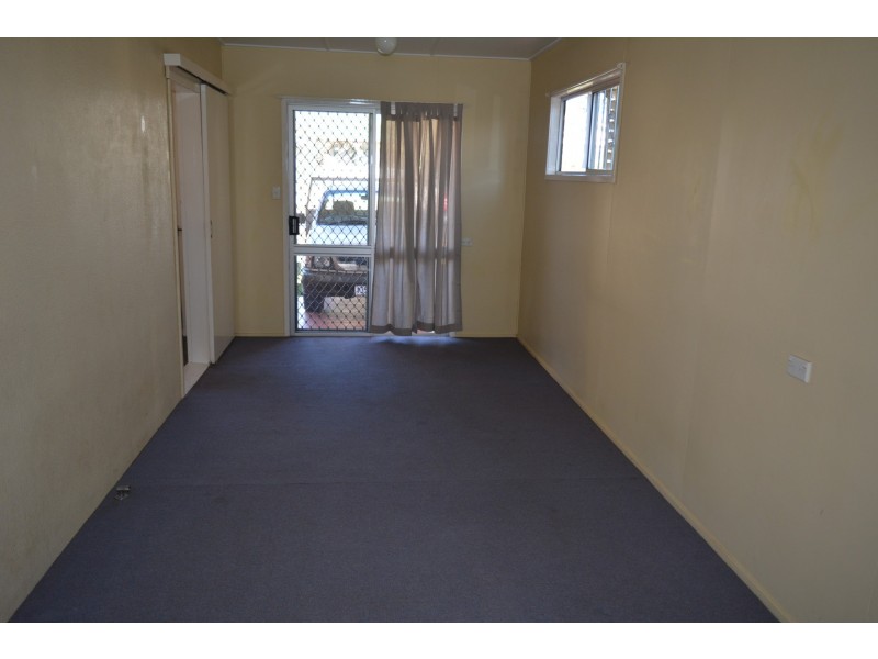 213a Campbell Street, Newtown QLD 4350