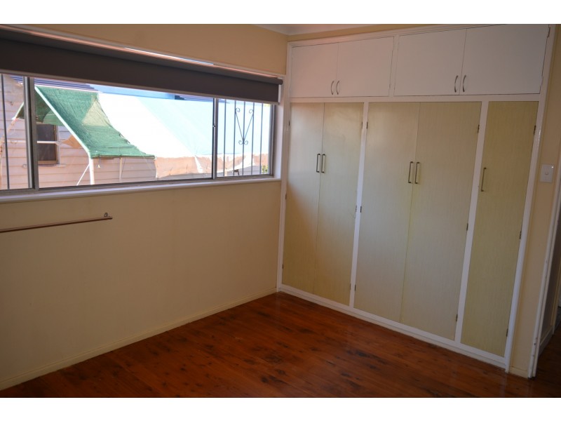 213a Campbell Street, Newtown QLD 4350