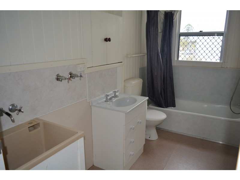 2/26 Lindsay Street, East Toowoomba QLD 4350