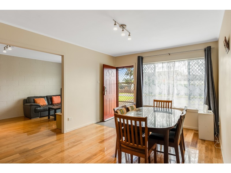 1/429 Stenner Street, Harristown QLD 4350