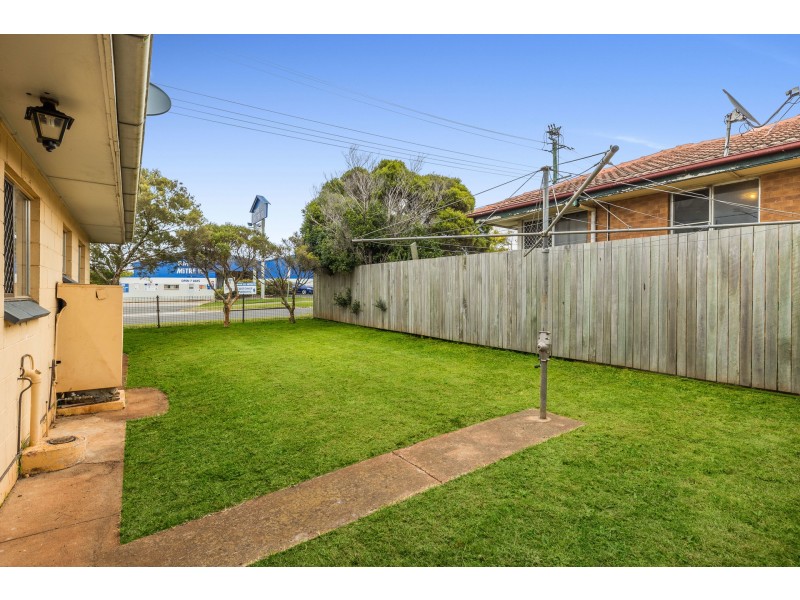 1/429 Stenner Street, Harristown QLD 4350