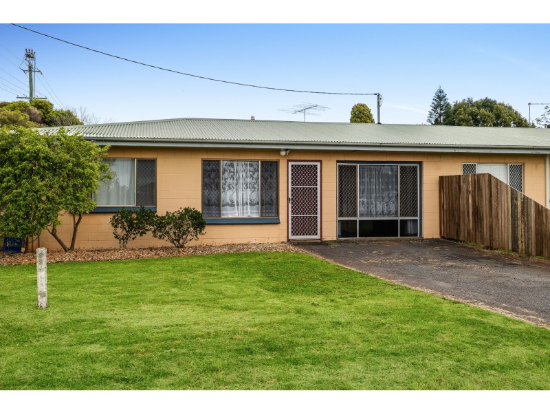 1/429 Stenner Street, Harristown QLD 4350