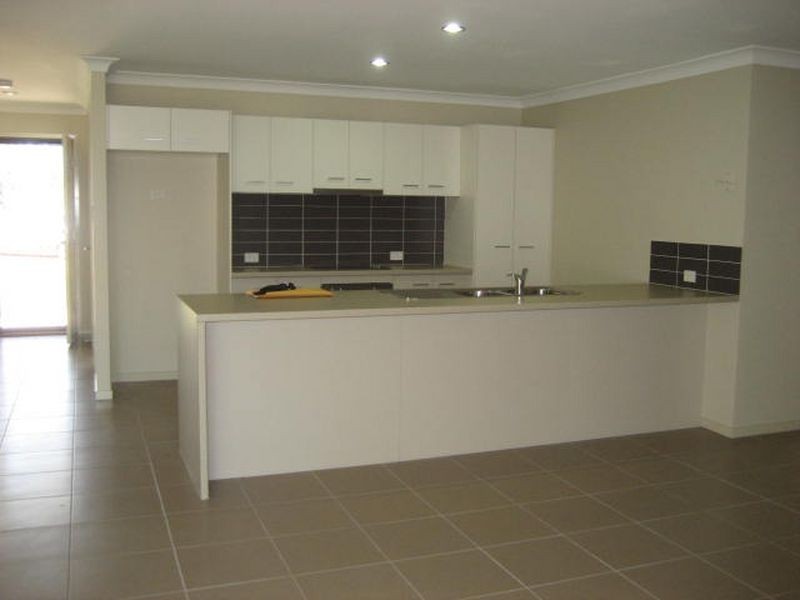 34 Station Street, Helidon QLD 4344