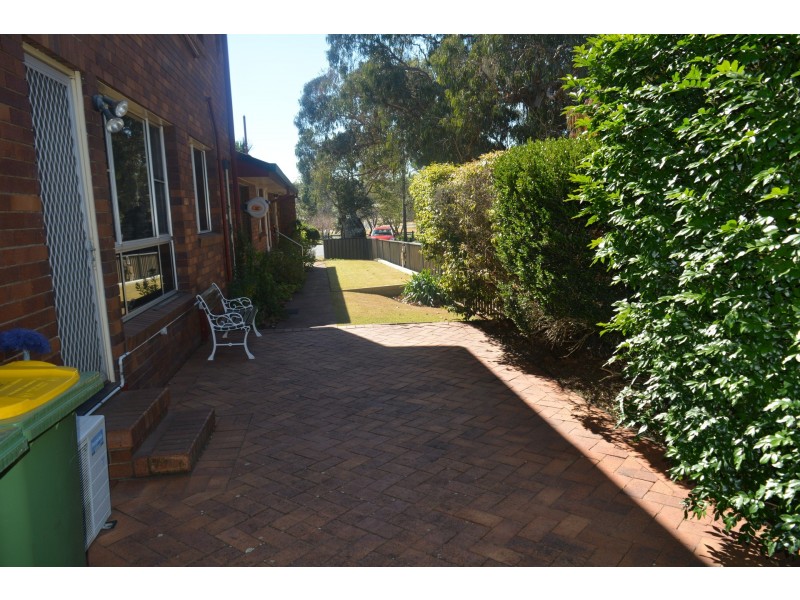 4/2 Bright Street, South Toowoomba QLD 4350