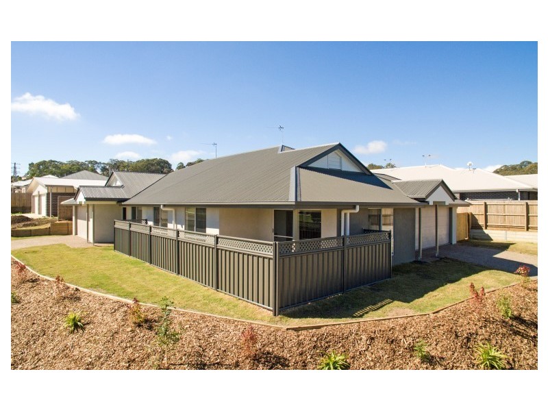 2/10 Rosenstengel Street, Darling Heights QLD 4350