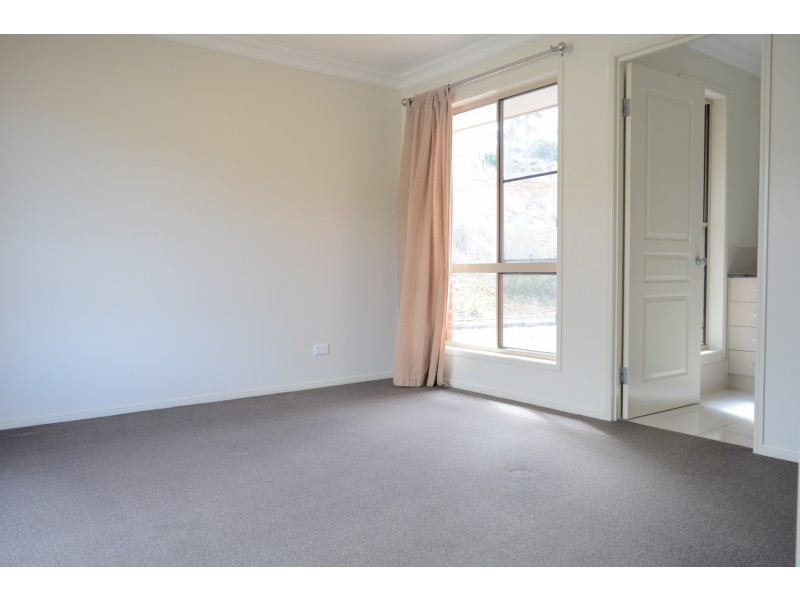 7 Wodalla Court, Hodgson Vale QLD 4352