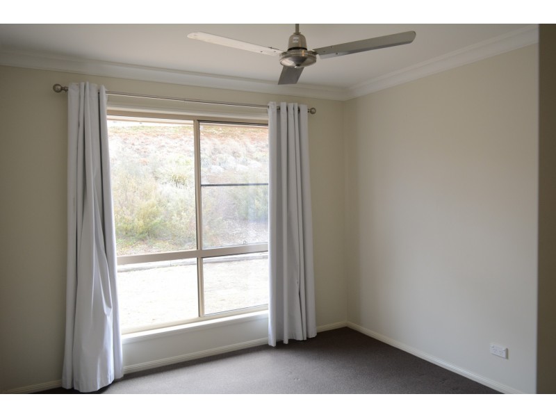 7 Wodalla Court, Hodgson Vale QLD 4352