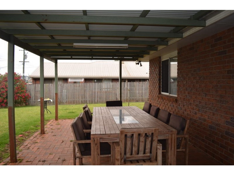 2A Bond Court, Darling Heights QLD 4350