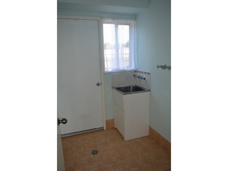 8 Devoncourt Road, Crows Nest QLD 4355