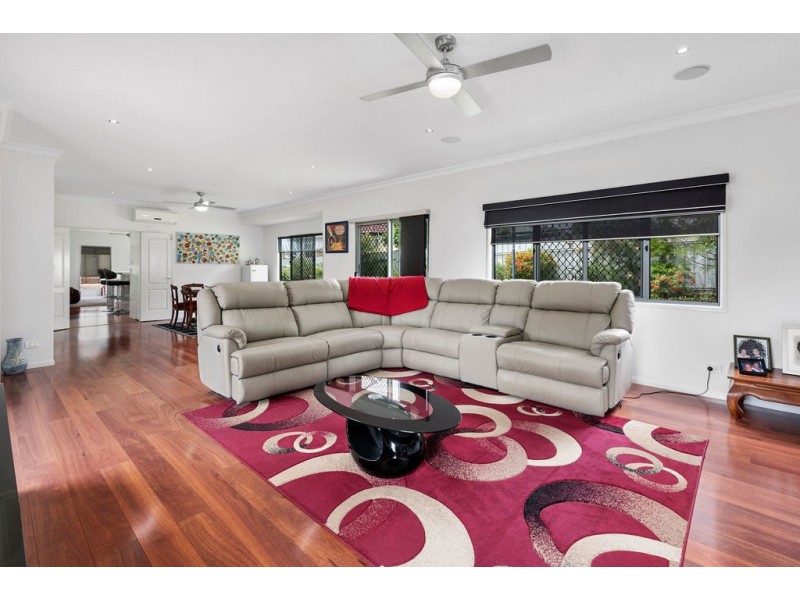 20 Munro Street, Harlaxton QLD 4350