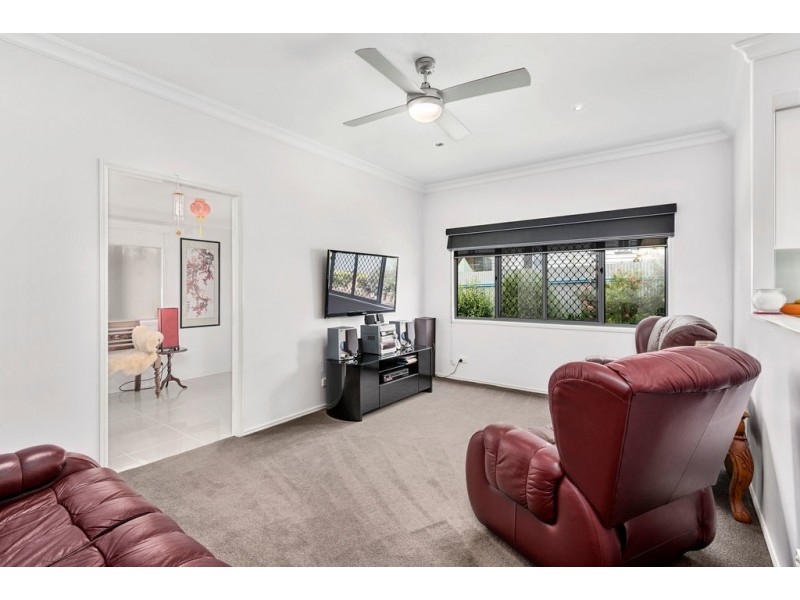 20 Munro Street, Harlaxton QLD 4350