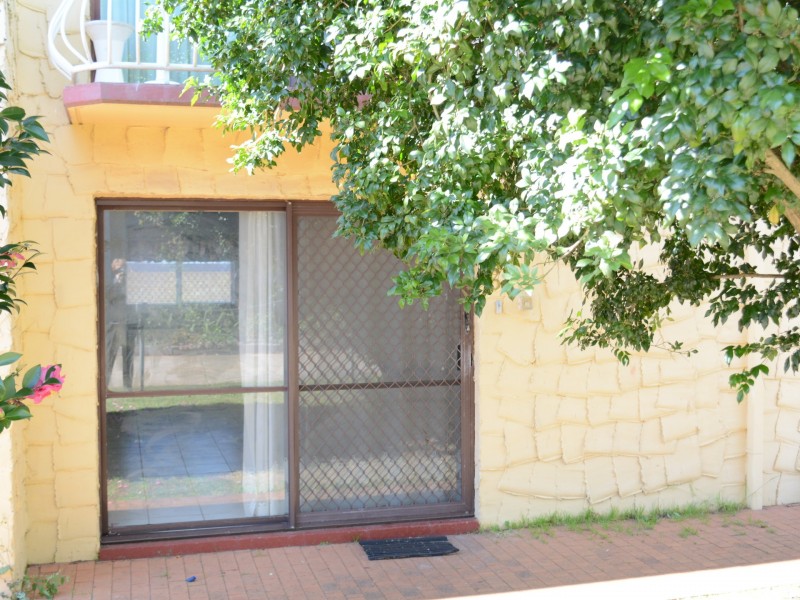 6/67 Taylor Street, Newtown QLD 4350