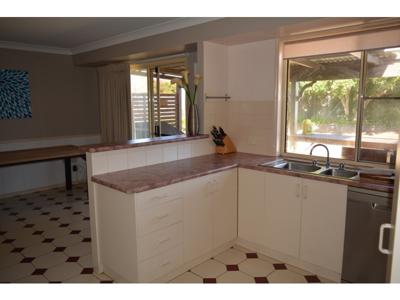 14 Gundry Court, Kearneys Spring QLD 4350