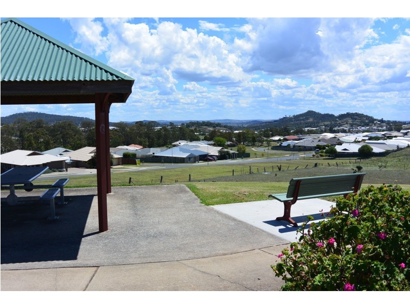 2 Bellara Drive, Harristown QLD 4350