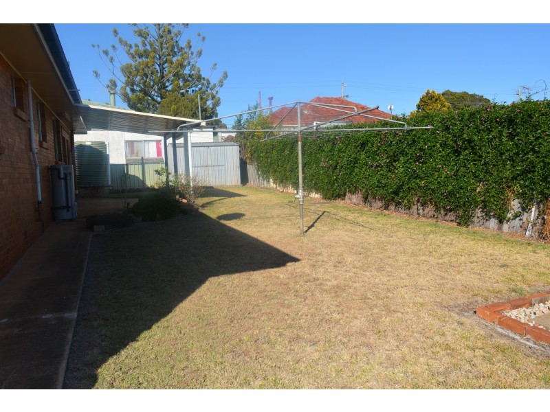 13 Fourth Avenue, Harristown QLD 4350