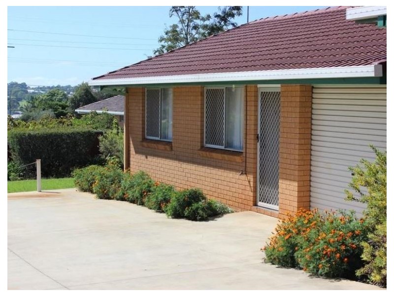 3/272 West Street, Harristown QLD 4350