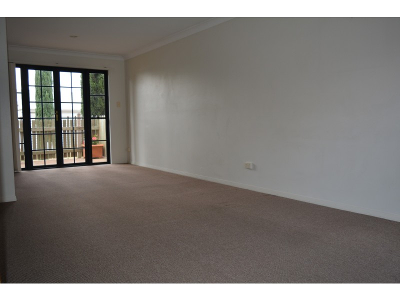 11/1a Stirling Street, East Toowoomba QLD 4350