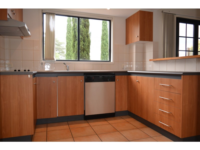 11/1a Stirling Street, East Toowoomba QLD 4350