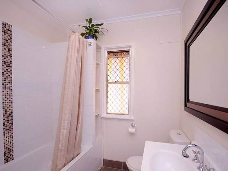 27 Doyle Street, Harlaxton QLD 4350