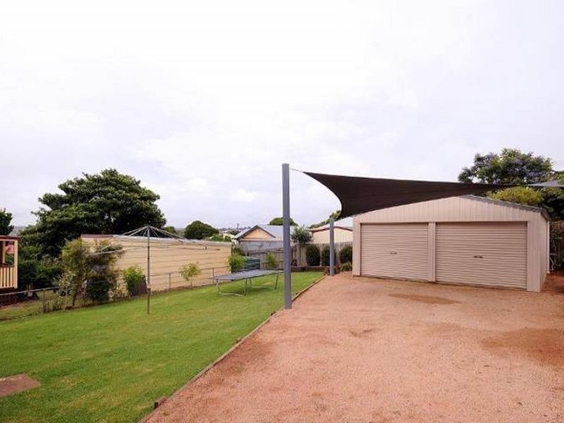 27 Doyle Street, Harlaxton QLD 4350