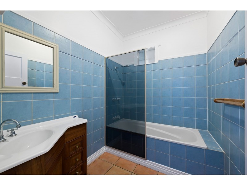 7 Turner Street, Newtown QLD 4350