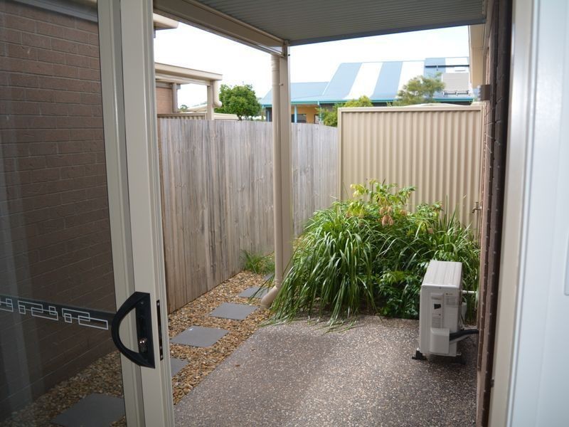 4/98 Main Street, Westbrook QLD 4350