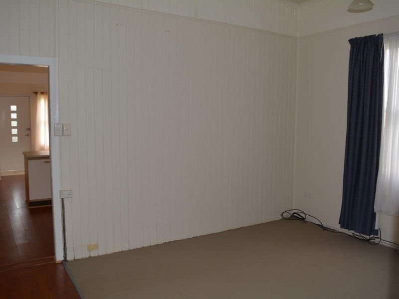 19 Edward Street, East Toowoomba QLD 4350