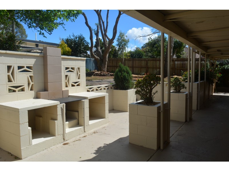 5 Martini Street, Mount Lofty QLD 4350