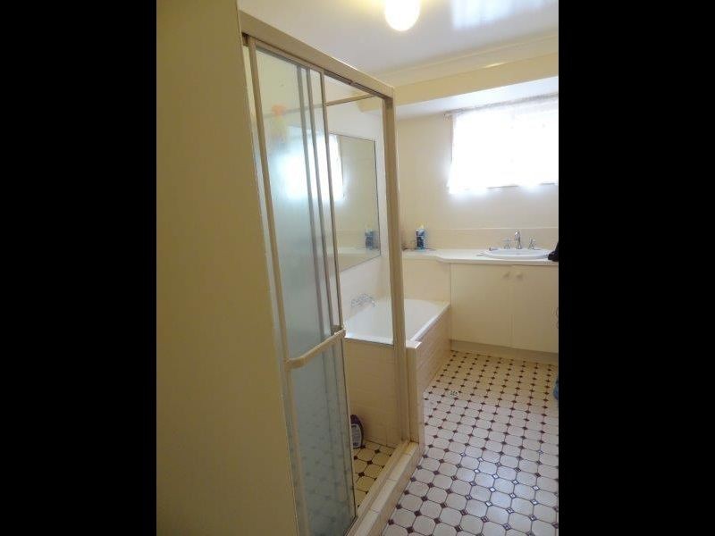 1/423 Hume Street, Kearneys Spring QLD 4350