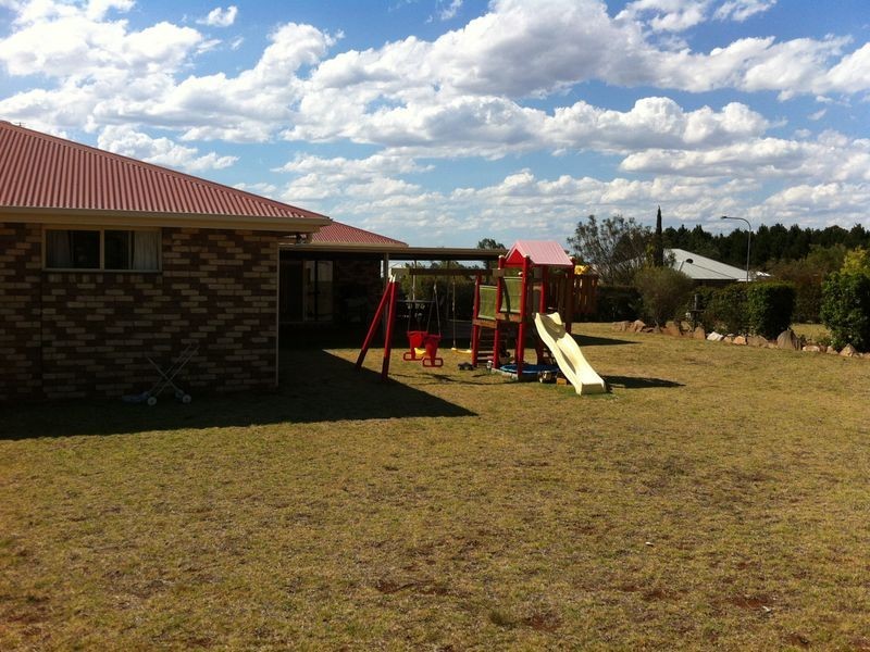 18 Bunya View Drive, Highfields QLD 4352