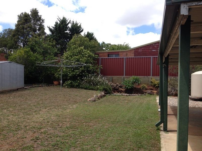 51 Champagne Crescent, Blue Mountain Heights QLD 4350