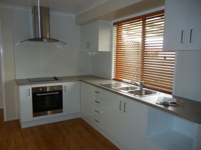 10 Broadfoot Street, Darling Heights QLD 4350