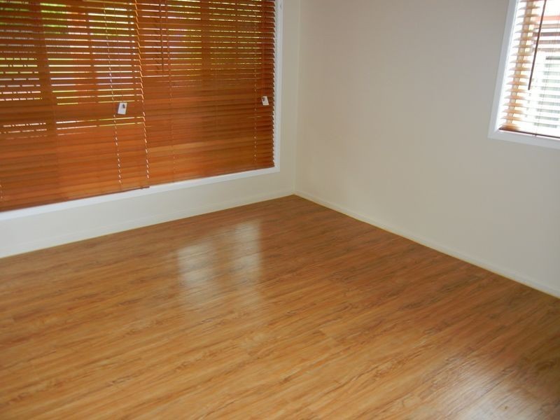 10 Broadfoot Street, Darling Heights QLD 4350