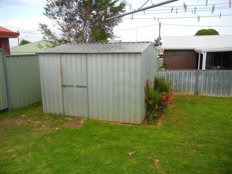 10 Broadfoot Street, Darling Heights QLD 4350