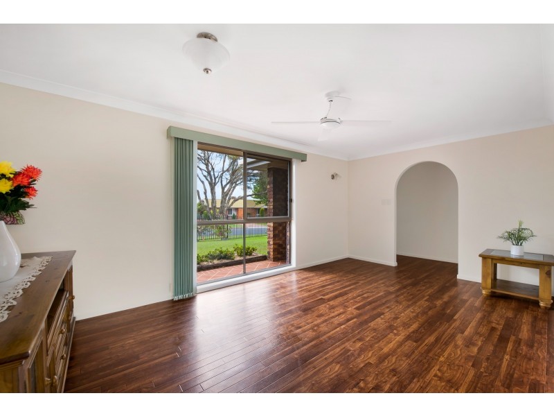 24 Schultz Street, Kearneys Spring QLD 4350