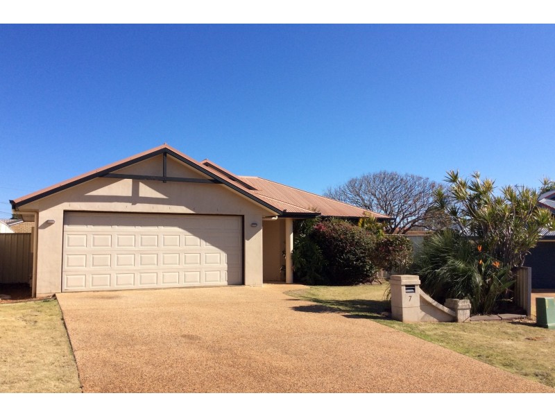 7 Toni Court, Darling Heights QLD 4350