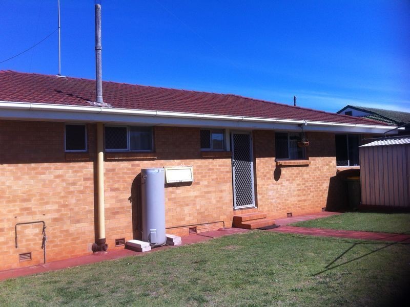 97 Drayton Road, Harristown QLD 4350