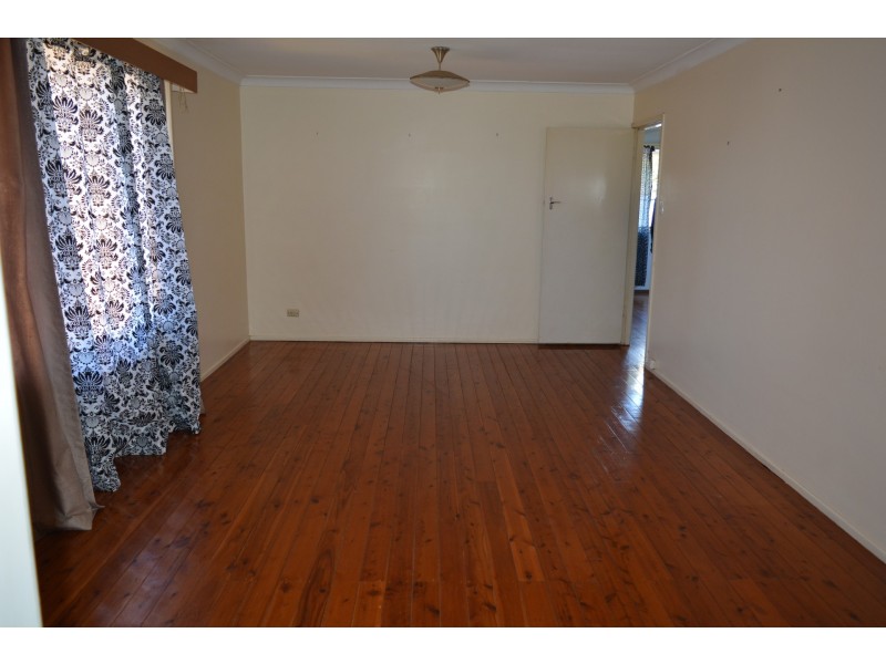 97 Drayton Road, Harristown QLD 4350
