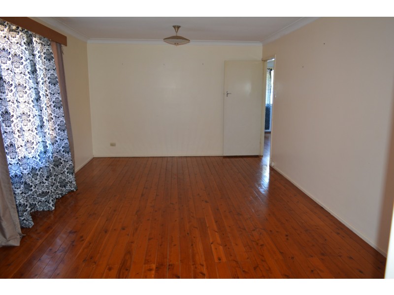97 Drayton Road, Harristown QLD 4350