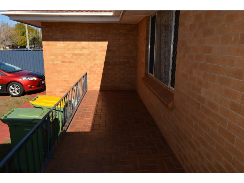 97 Drayton Road, Harristown QLD 4350