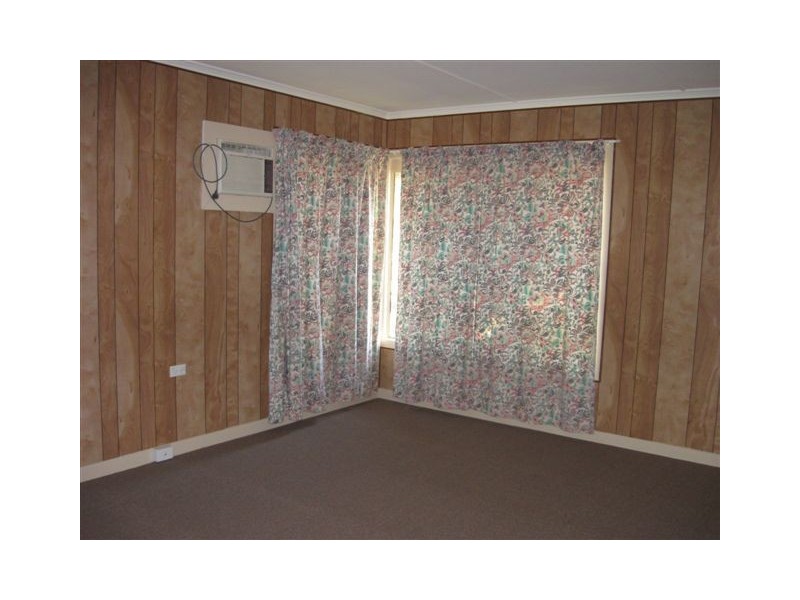 330 Tor Street, Newtown QLD 4350