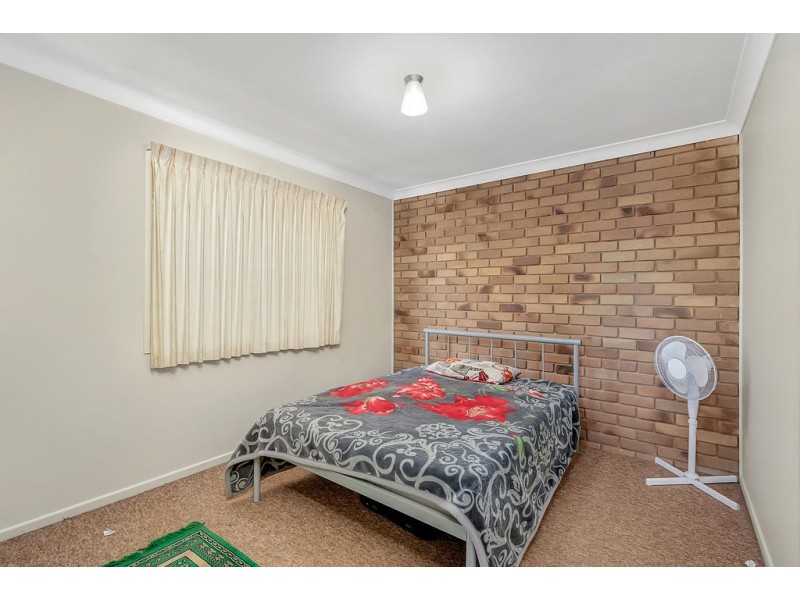 17 Boyes Street, Harristown QLD 4350