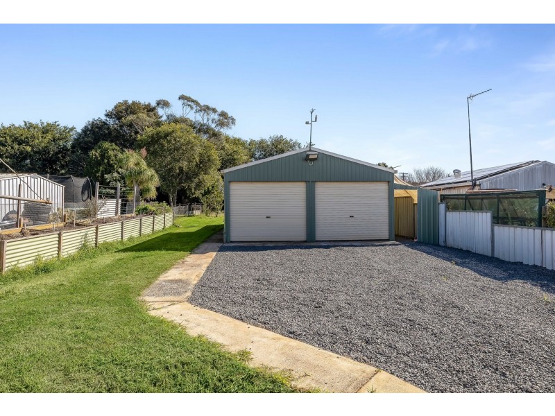 15 Ethel Street, Newtown QLD 4350