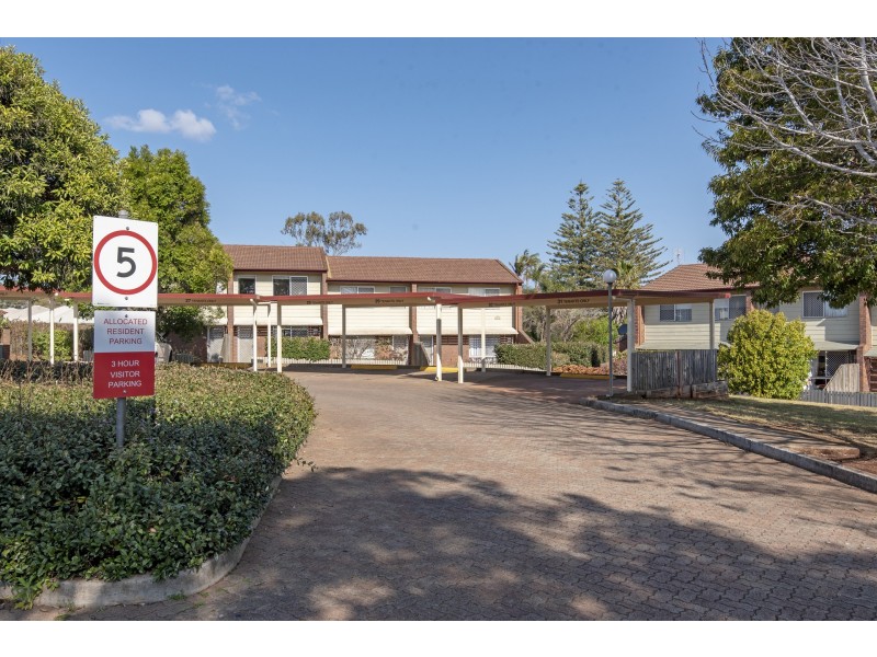 30/6 O’Brien Street, Harlaxton QLD 4350