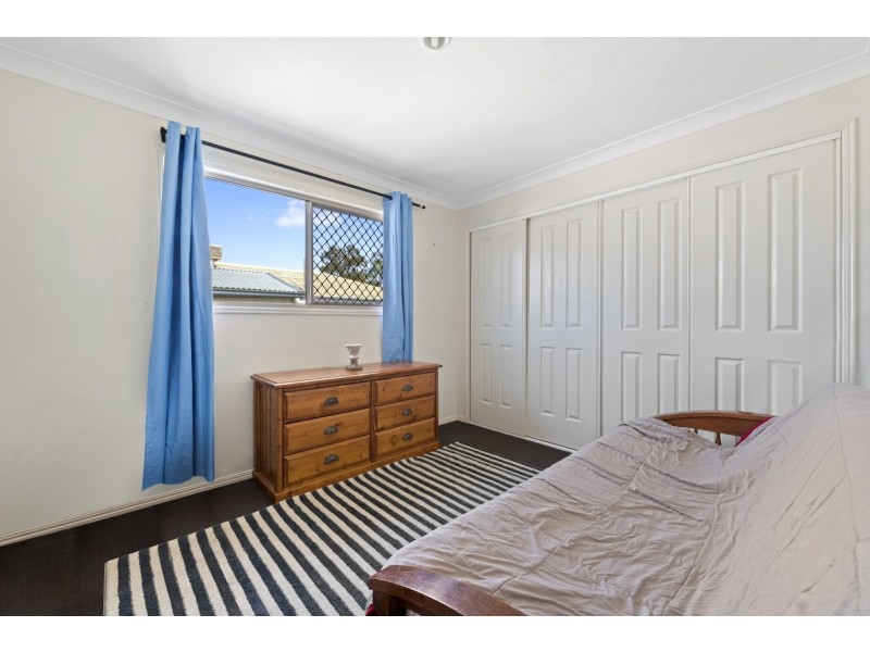 6 Milligan Street, Oakey QLD 4401