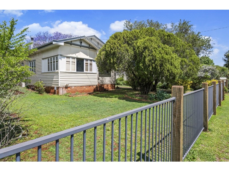 56 Haig Street, South Toowoomba QLD 4350