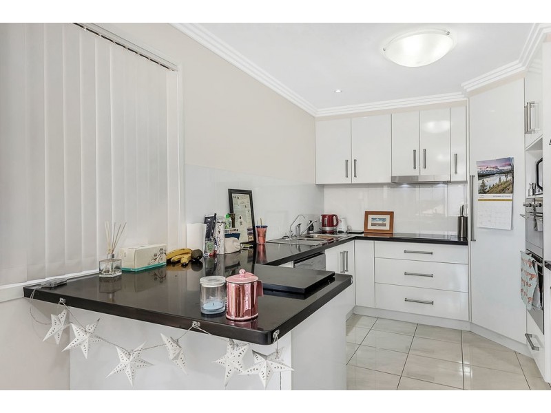 1/82 Holberton Street, Rockville QLD 4350